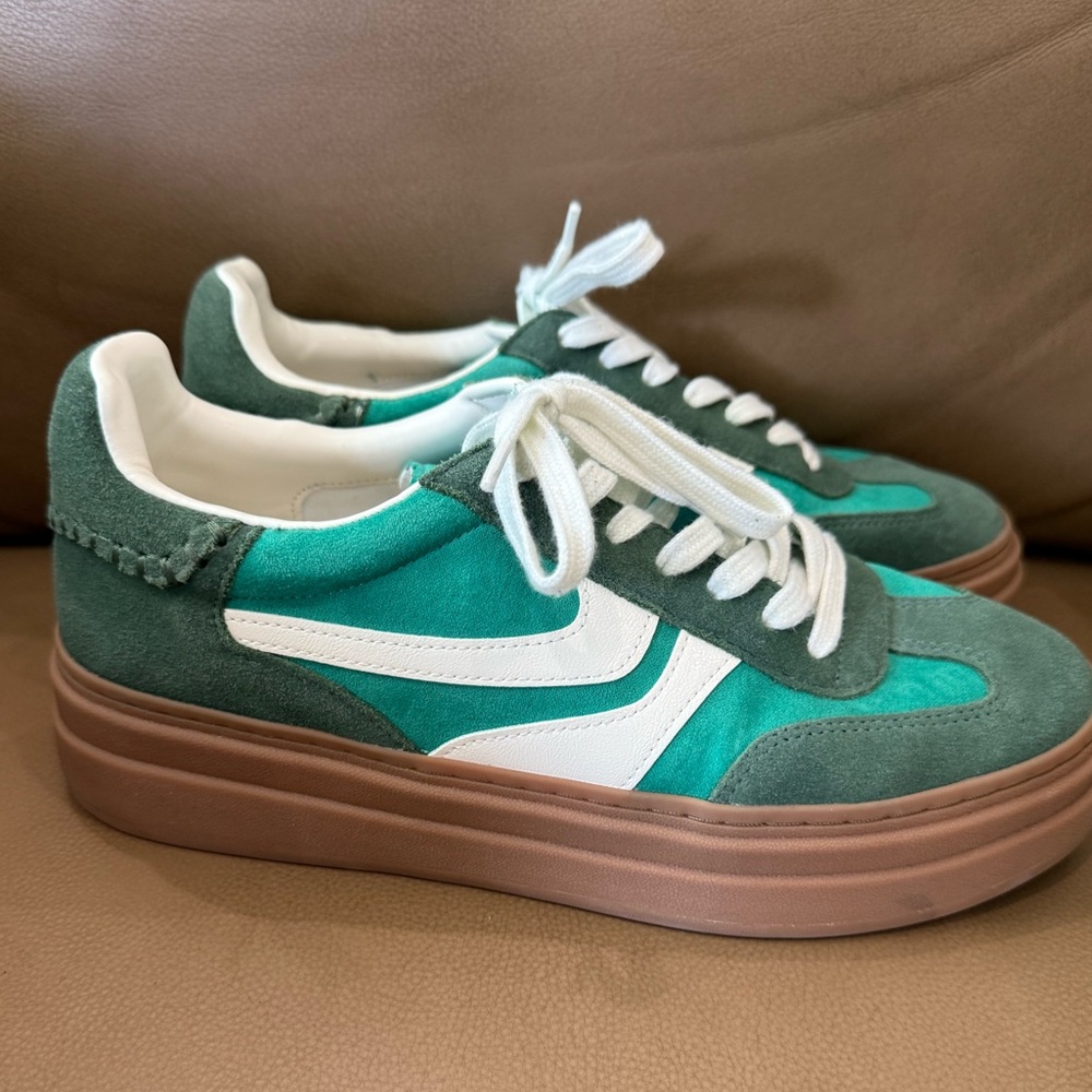 steve madden green platform sneaker
